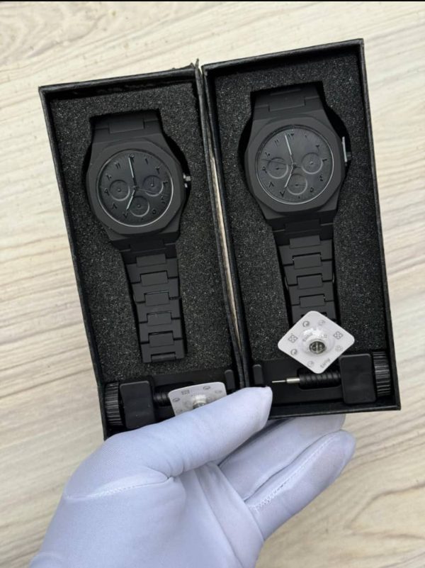 Valenzo Plastic Active Chronograph, Comes With Chain. Removal Battery And Box